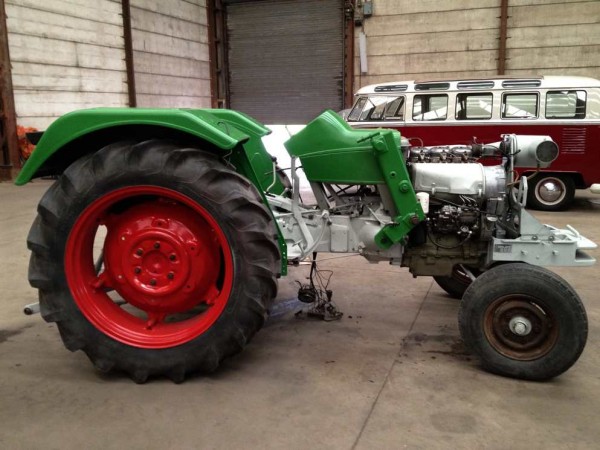 Tractor-002.jpg