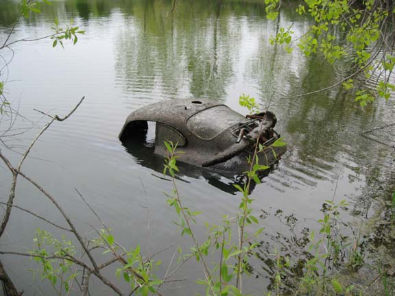 porsche356_lake_rear.jpg